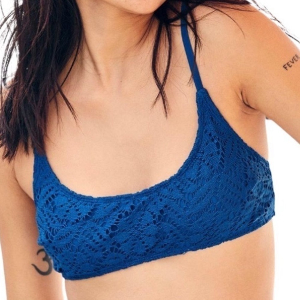 NWT Aerie Crochet Scoop Bikini Top In Blue